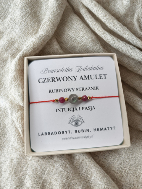 Czerwony Amulet – rubinowy strażnik oraz intuicja i pasja Czerwony Amulet – rubinowy strażnik oraz intuicja i pasja